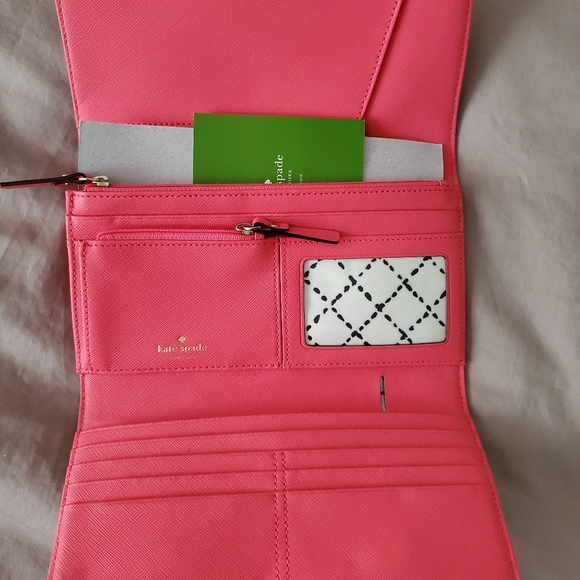 Kate Spade Clutch Wallet - Picture 5 of 6